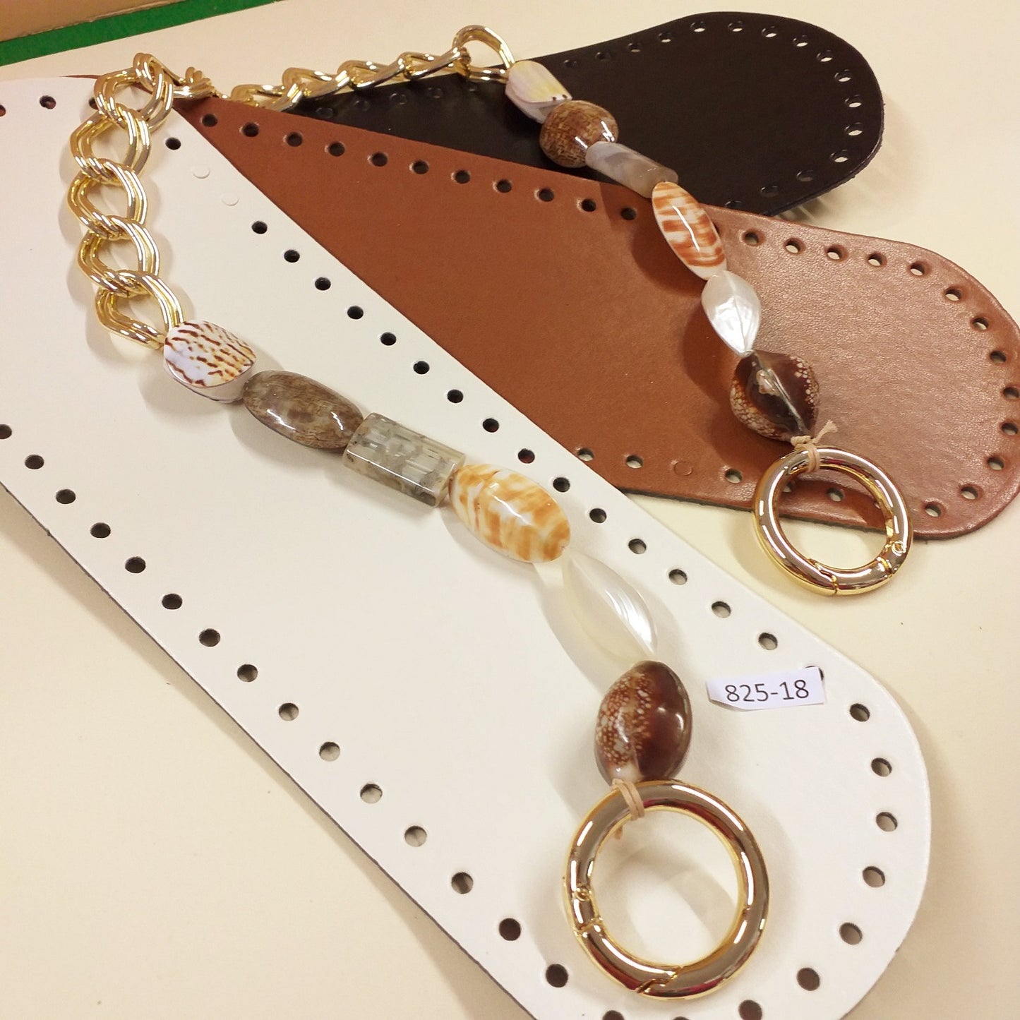 maniglia bijoux manici perle vetro pietre agata conchiglie catena metallica dorata moschettoni anelloni apribili rotondi creare borse artigianali fai da te uncinetto accessori fettuccia corda macramè fondi ecopelle