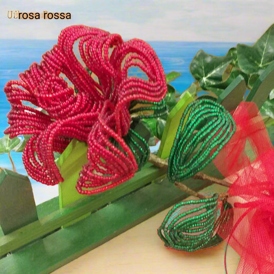 rosa rossa vetrina bella shop negozio fiori perline Venezia idea regalo centrotavola, bouquet mazzo sposa