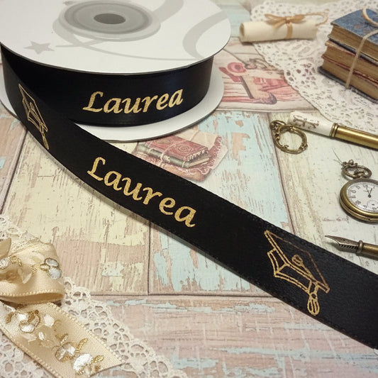 nastro raso nero con scritta dorata stampato laurea e simbolo tocco cappello per fai da te bomboniere decorazioni packaging confezioni regalo