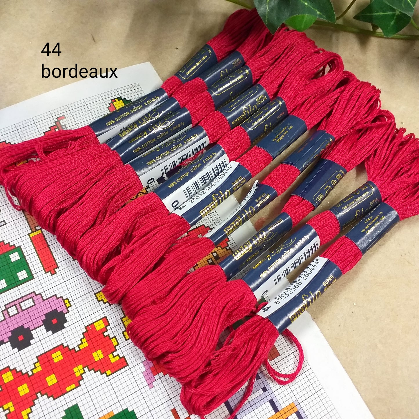 rosso bordeaux san valentino 044 offerta Profilo matassine di cotone da ricamo filo moulinè punto croce economico filato stafil