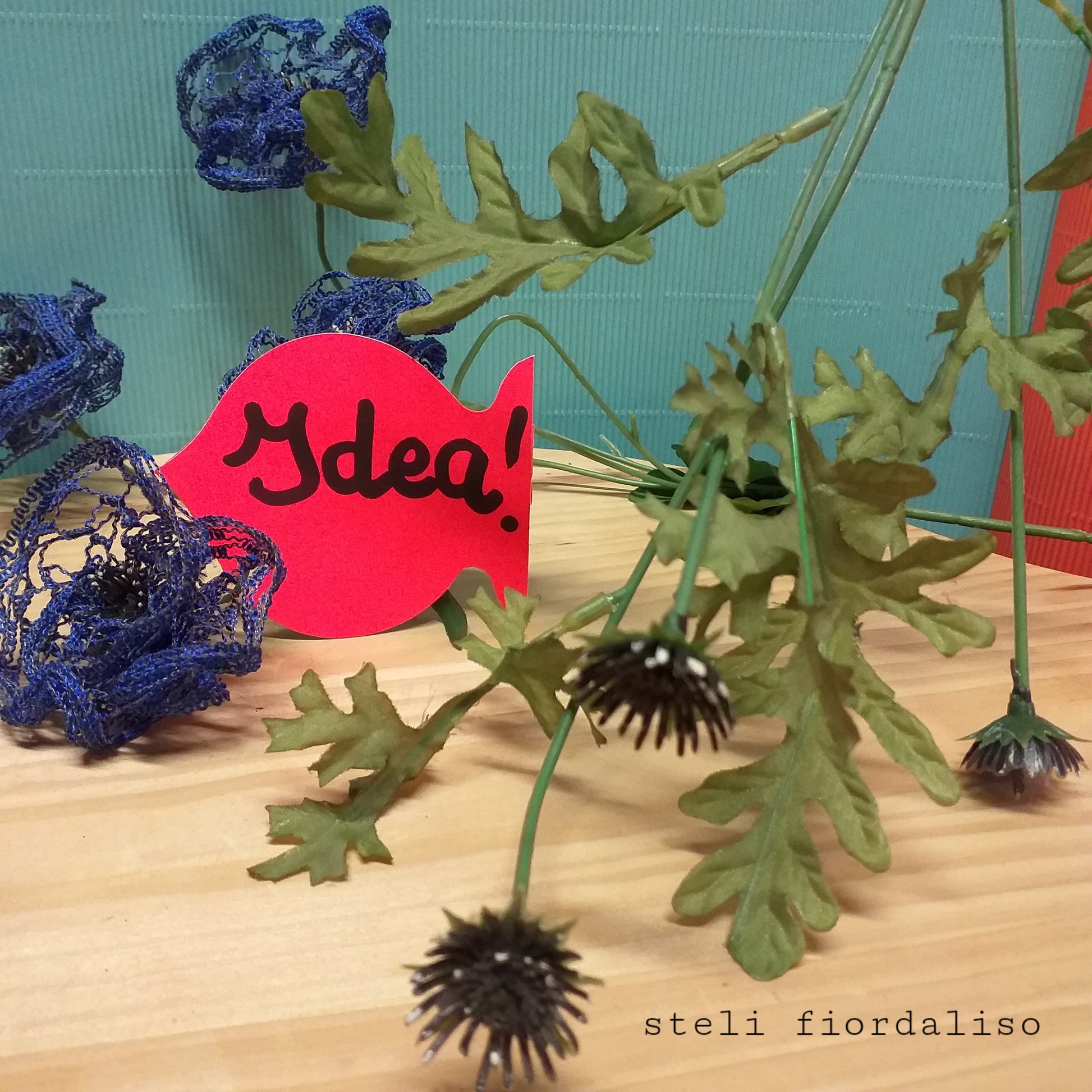 steli con foglie per fiordaliso composizioni fiori finti artificiali decorazioni floreali articoli da fioristi e fiorai uso creazione fai da te idea fiorellini nastro