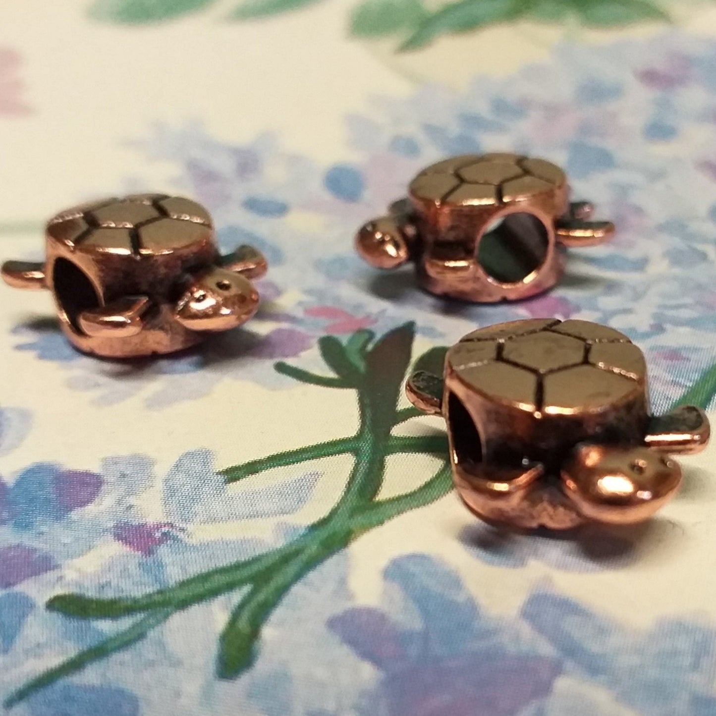 stile-pandora tartaruga animali come perle di metallo rame charms ciondoli uso bigiotteria bracciali di fettuccia corde stringhe lacci e fili bijoux confezionamento packaging regali pasquali portafortuna fai da te bomboniere