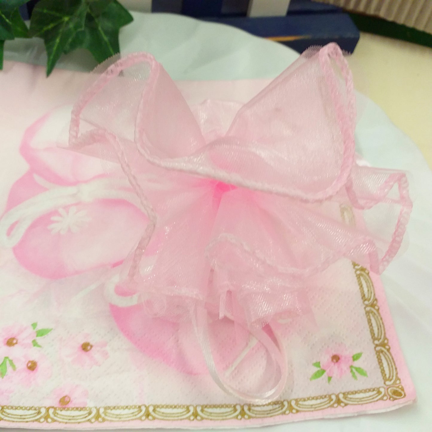 rosa sacchetti portaconfetti centrini organza bomboniere fai da te doppio tulle velo tirante nastrino uso facile confezione confetti matrimonio prima comunione battesimo nascita laurea