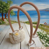 colore beige coppia manici ecopelle intrecciata con attacchi finali per borse artigianali uncinetto pochette di stoffa tessuto ricamato clutch bags estive moda mare shopper di paglia rafia cordino