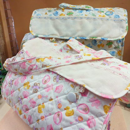 bebè fantasia orsetti pulcini baby bavaglini sonaglio scarpine borsa trapuntata cambio neonato da ricamare punto croce con tela aida tracolla colore rosa bimba celeste bimbo maschietto o femminuccia