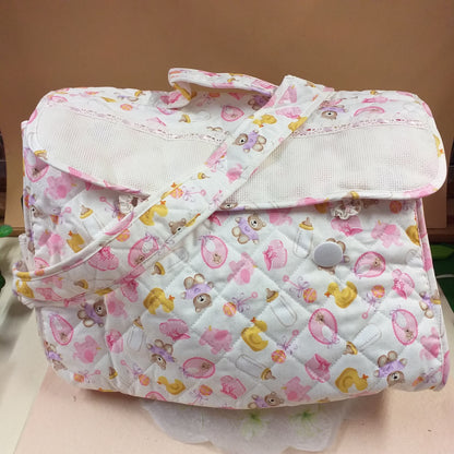 visione frontale bebè fantasia orsetti pulcini baby bavaglini sonaglio scarpine borsa trapuntata cambio neonato da ricamare punto croce con tela aida tracolla