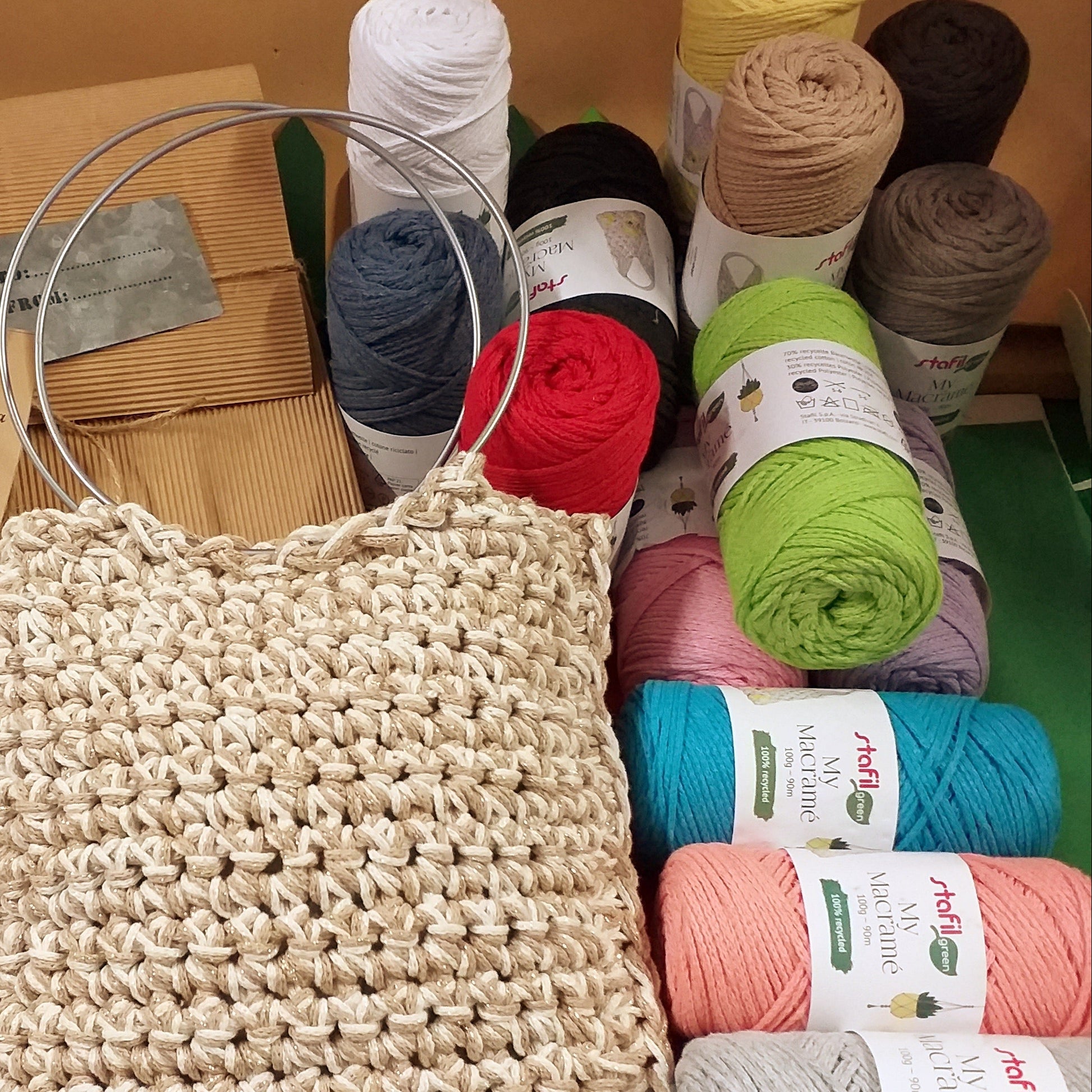 vetrina colori kit per fai da te Borsa Marzia uncinetto crochet bag pochette di corda cotone green macramè cordino manici cerchio metallo colore argento uso borsetta da giorno sera elegante cerimonia