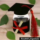 barattolo nero porta-confetti da personalizzare bottiglietta vasetto vetro barattolino laurea bomboniera forma cappello tocco nappina applicazione pergamena