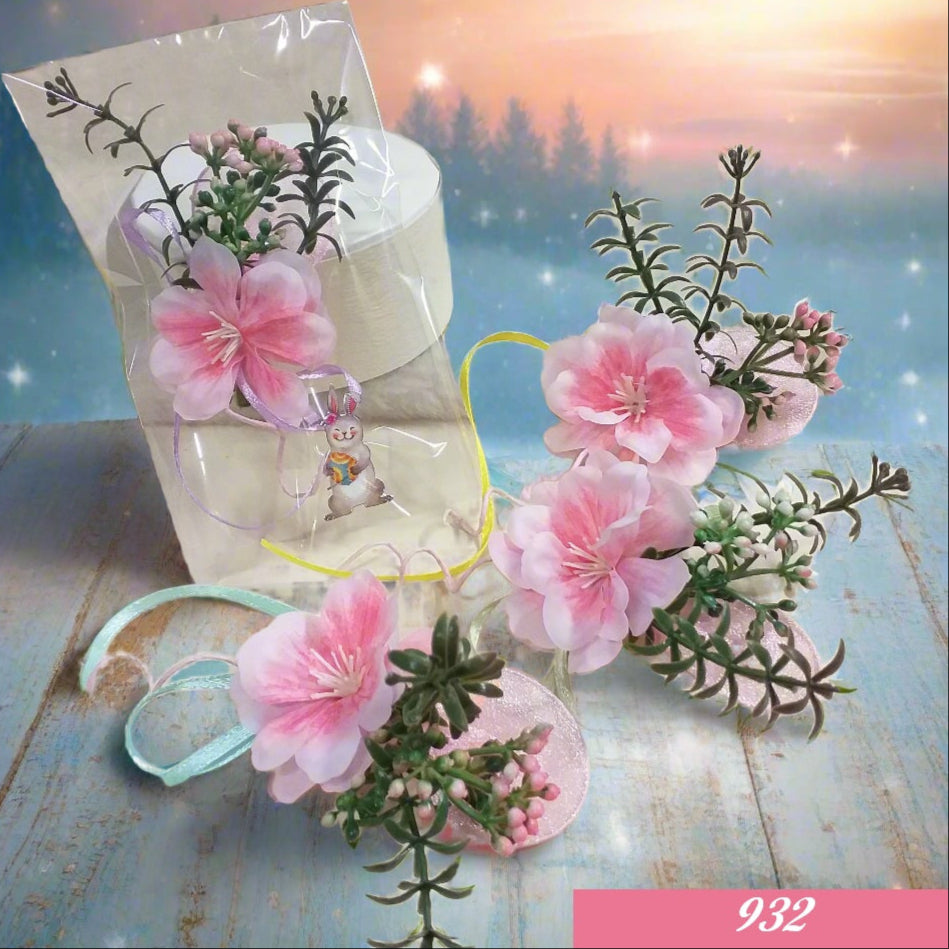 pick mazzolino incartato regalo bouquet piccolo miniatura fiori di pesco finto artificiale di stoffa pistilli foglie uso segnaposto ristorante chiudipacco  decorazioni fioristi pasquale