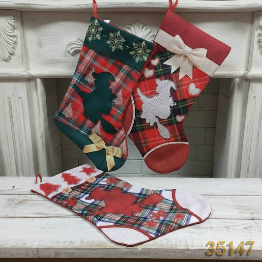 calza stoffa tessuto befana epifania con scopetta scacciaguai beige verde rosso da riempire per confezionamento fai da te  natale dolciumi biscotti caramelle cioccolatini pasticceria regalini ricordini souvenir