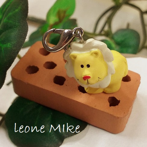 leone Mike charms bigiotteria ciondoli animali bomboniere pendenti orecchini uso fai da te gioielli bijoux di perline