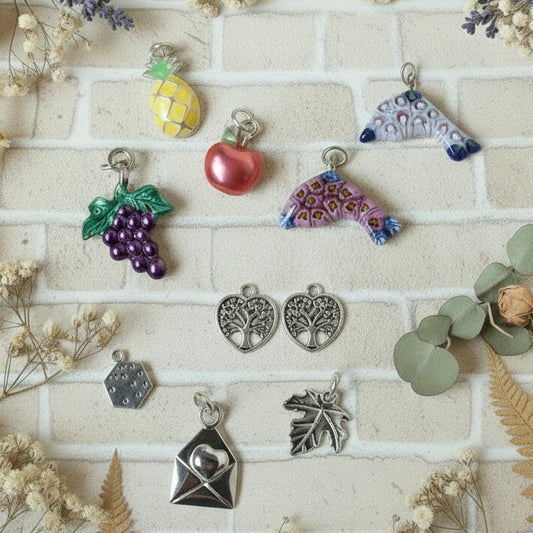 charms di metallo smaltati ciondoli per collane e pendenti bracciali simil-dodo ciondolini bomboniere frutta albero vita portafortuna delfino