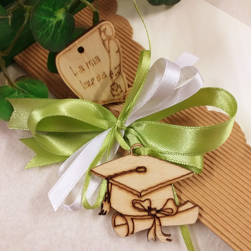 Proiettile, ciondolo in legno in vendita sullo shop
