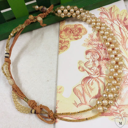 collana perle pelle cordino intreccio fatta mano perline beige avorio panna veneziane