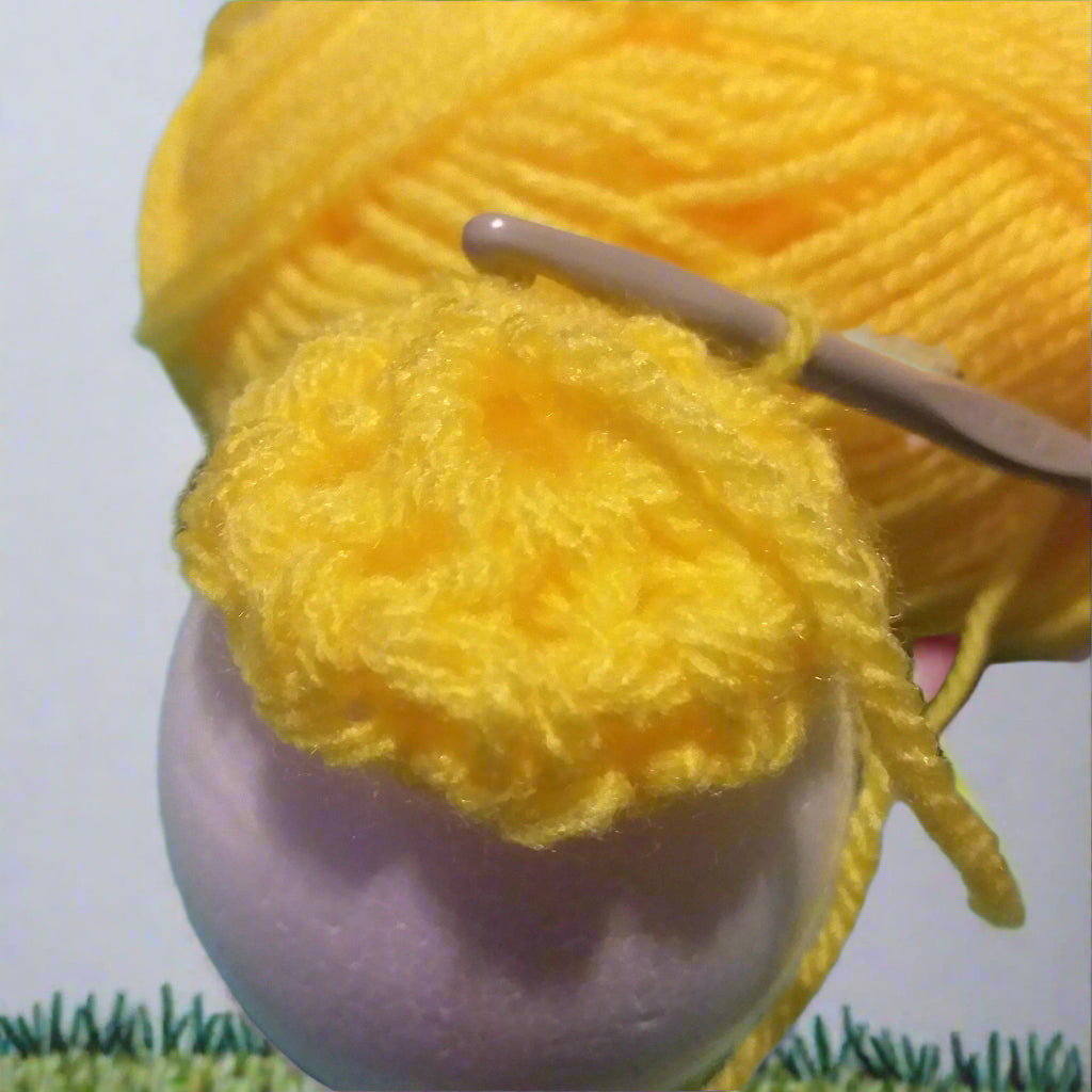 come rivestire ovetto polistirolo con uncinetto amigurumi pulcino