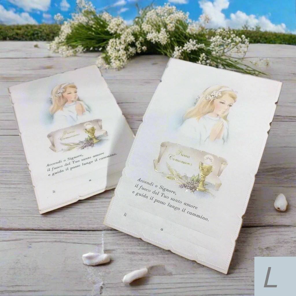 spighe Calice bambina in preghiera oro lotto L rinnovo vetrina vendita stock ultimi pezzi invito pergamena cresima biglietti cartoncini completi di busta da stampare fai da te scrittura a mano, frase accendi o Signore il fuoco del tuo santo amore e guida il passo lungo il camminio, li ... a