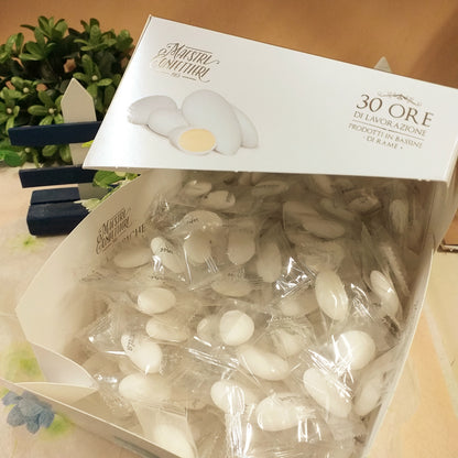 30 ore di lavorazione maestri confettieri confetti maxtris 500 g vassoio eccellenza italiana incartati singolarmente mandorla spagnola pelata bianchi prodotti in bassine di rame con vaniglia bourbon le classiche crystal