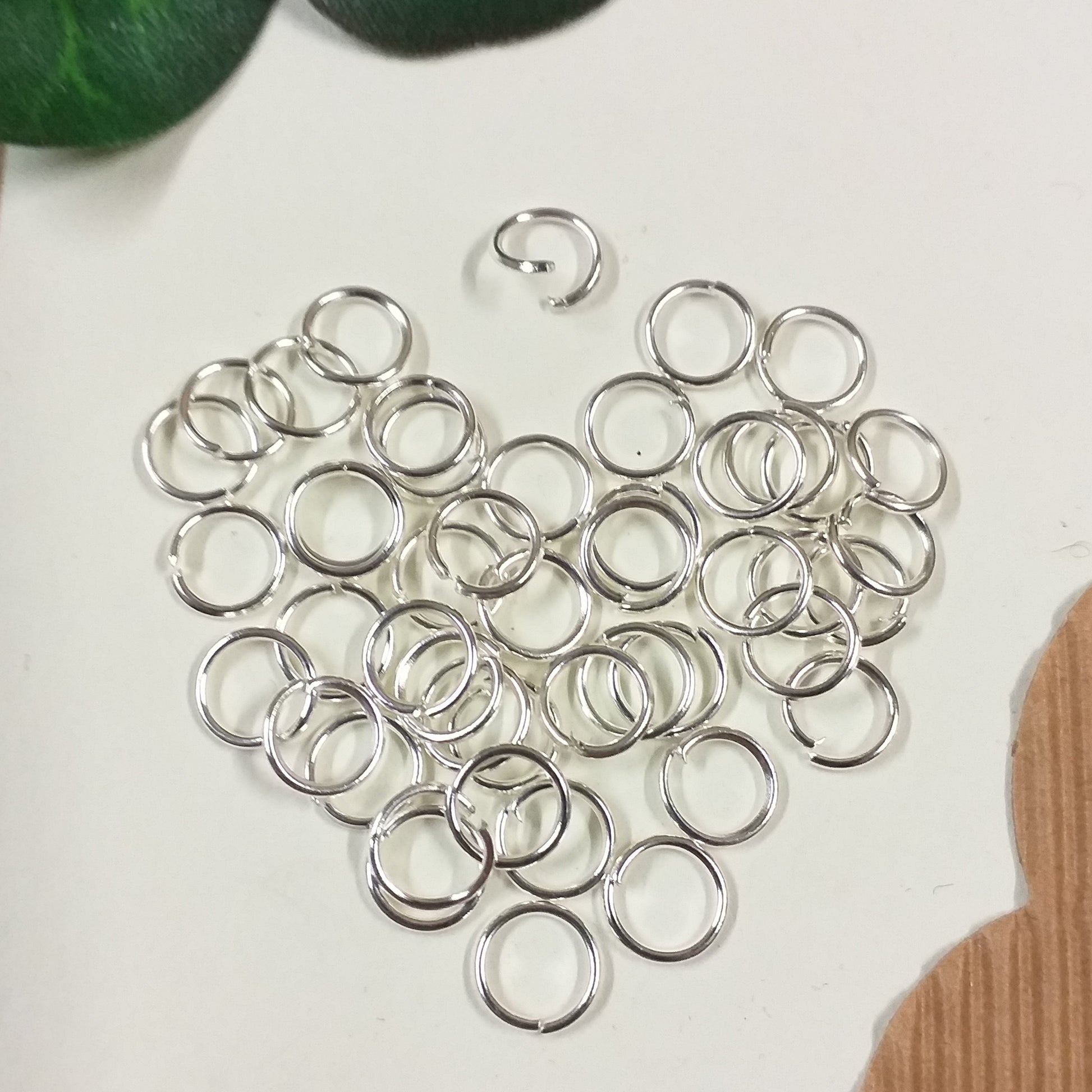 anellini aperti filo 0.40 mm diametro 6 mm colore argento fai da te bigiotteria minuteria componenti chiusura collane  bracciali orecchini portachiavi