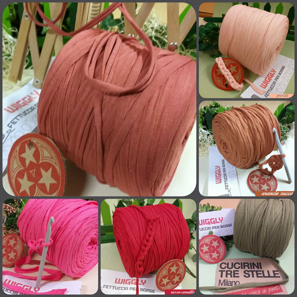 arancio zucca pesca fucsia rosso verde mimetico mattone Wiggly fettuccia per borse uncinetto crochet bag pochette eco cotone lycra di qualità special edition Cucirini Tre Stelle il filato che vince ai punti yarn garne t-shirt colorato moda fashion abbigliamento