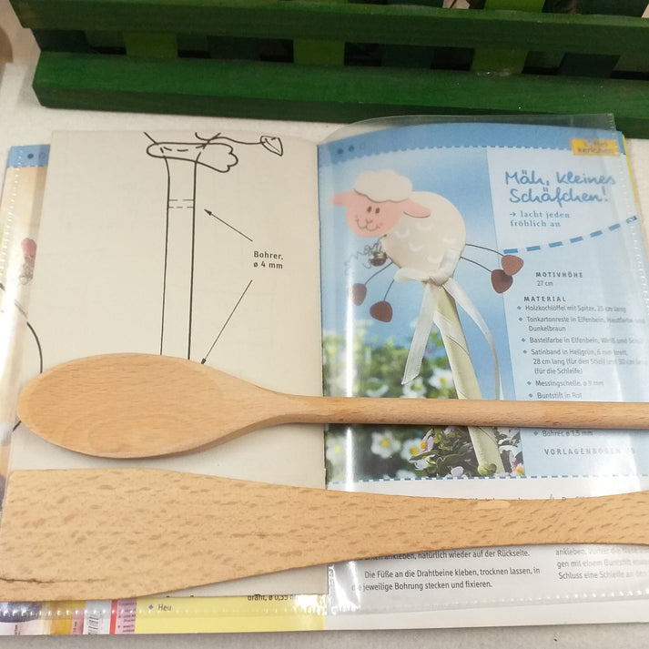 Baker Ross FX950 Kit Albero Fiorito Primaverile – Confezione Da 3 Lavoretti Creativi Per Bambini, Autoadesivi, 18 Cm - 3