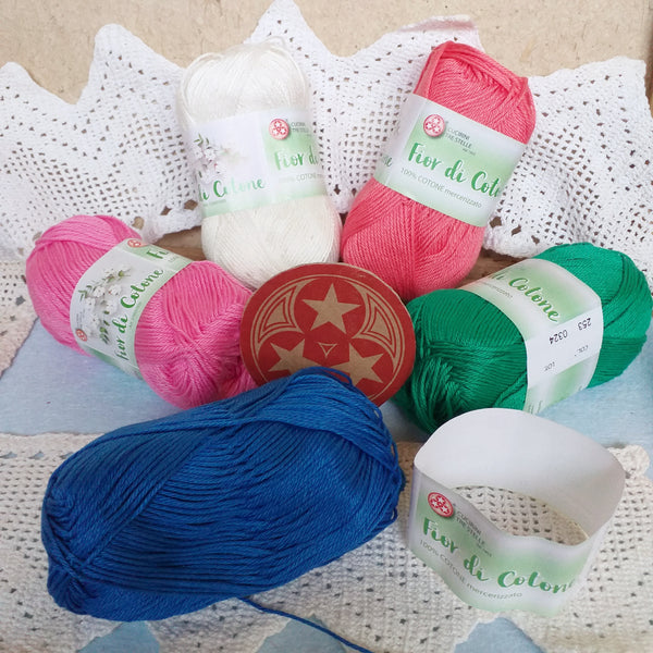 gomitoli filo uncinetto cucirini tre stelle fior di cotone art 0360 mercerizzato panna blu rosa fucsia pesca verde bandiera uso amigurumi pupazzi bambole crochet bag borse costumi abbigliamento arredamento