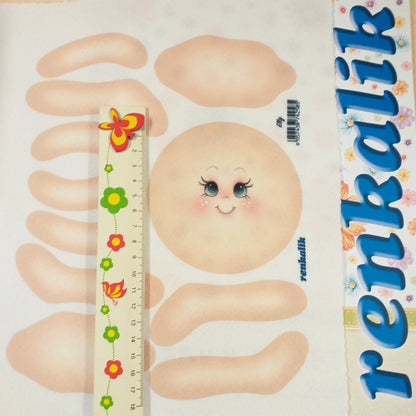quanto misurano le parti componenti della pigottina panno kraft 20 x 25 cm 3D per cucire bambola di stoffa pezza Elly disegnato stampato colorato Renkalik tessuto con cartamodelli faccia corpo gambe bambolina di pezza