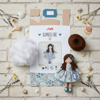 ovatta per imbottitura lana per capelli lily azzurro celeste pannello stoffa stampata dipinta disegnata con cartamodelli per cucito creativo Stafil bamboline fai da te kit bambola di pezza tessuto colorato