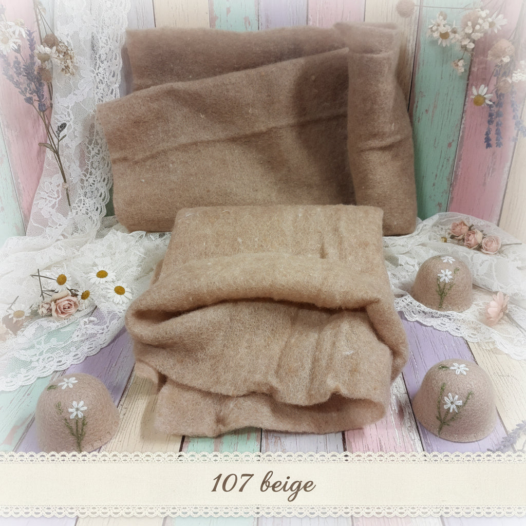 cammello beige baileys rotoli feltro vello di lana Stafil-Lehner Filz Ultima Wolle tessuto morbido modellabile panno 4 mm uso per idee natalizie presepe ambientazione vetrinistica packaging allestimento albero Natale campanelle pasquali