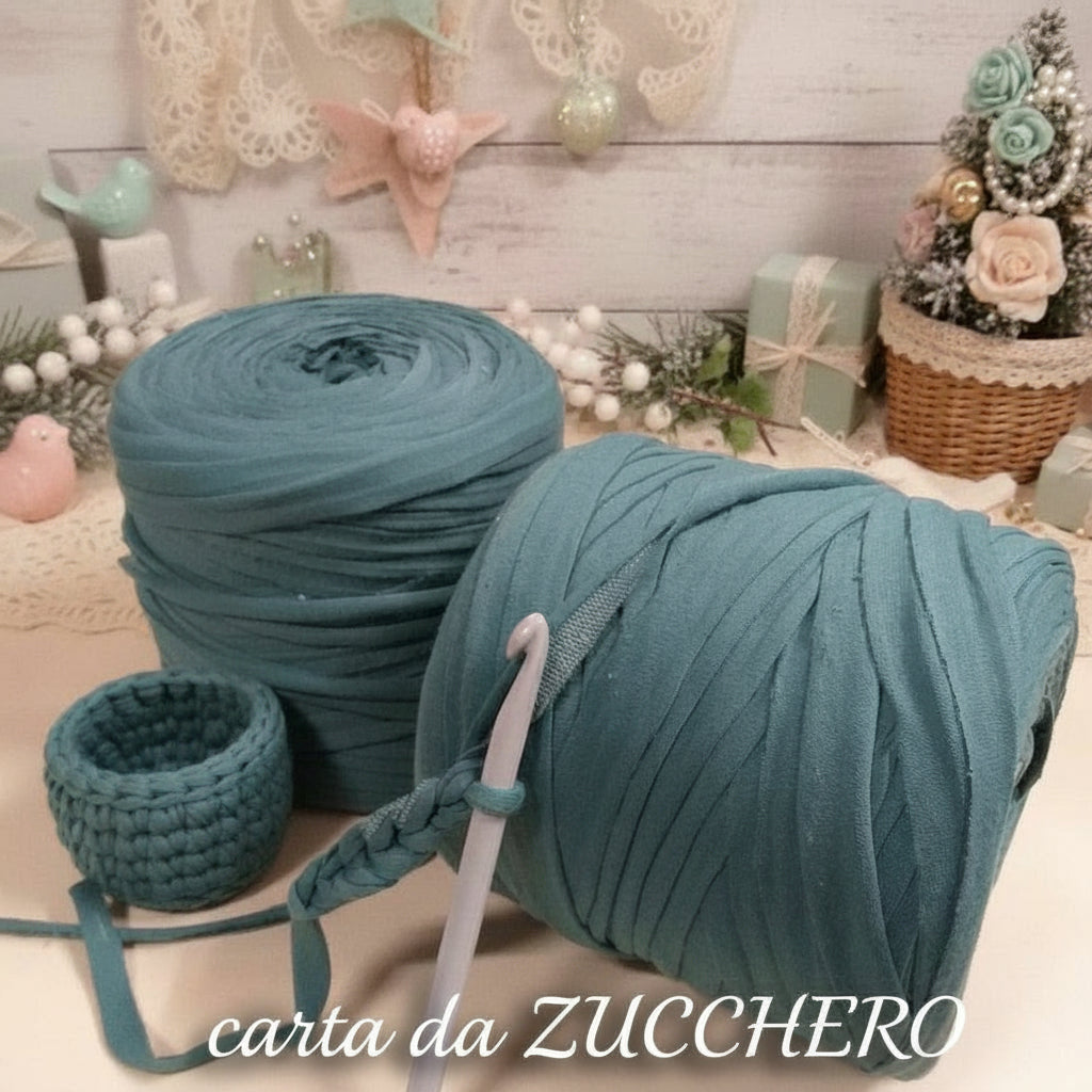 carta da zucchero Wiggly fettuccia per borse uncinetto crochet bag pochette eco cotone lycra di qualità special edition Cucirini Tre Stelle yarn garne t-shirt colorato moda fashion abbigliamento cestini culle neonati