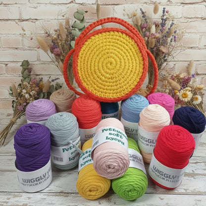 rosa pesca azzurro beige viola giallo nocciola rosso arancione verde lime blu fucsia cestino colori nuovi fettuccia lycra soft mas borse pochette clutch bag uncinetto modello circolare rotondo con tracolla bicolore