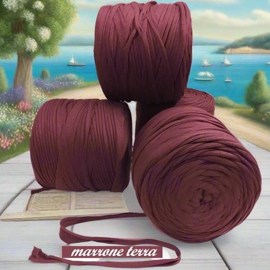 marrone terra di siena eco cotone lycra fettuccia wiggly cucirini tre stelle per borse uncinetto cestini pochette clutch bags zainetti amigurumi lavori crochet filato yarn garne t-shirt colorato moda fashion abbigliamento