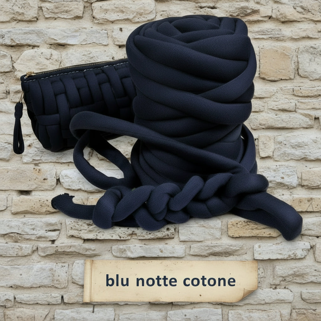 articolo 02830000 blu ottanio Bombix Cucirini Tre Stelle fettuccia ripiena imbottitura ovatta marshmallow filato borse gigante grosso spesso imbottito chunky bags tubolare intrecciare a mano senza uncinetto pochette shopper cuscini tappeti