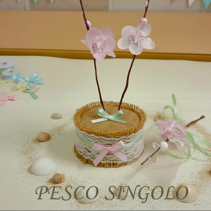 confezione da fioristi pick rosa mazzolino bouquet piccolo miniatura fiori di pesco singolo finto artificiale di stoffa pistilli foglie uso segnaposto ristorante chiudipacco regalo decorazioni pasquale