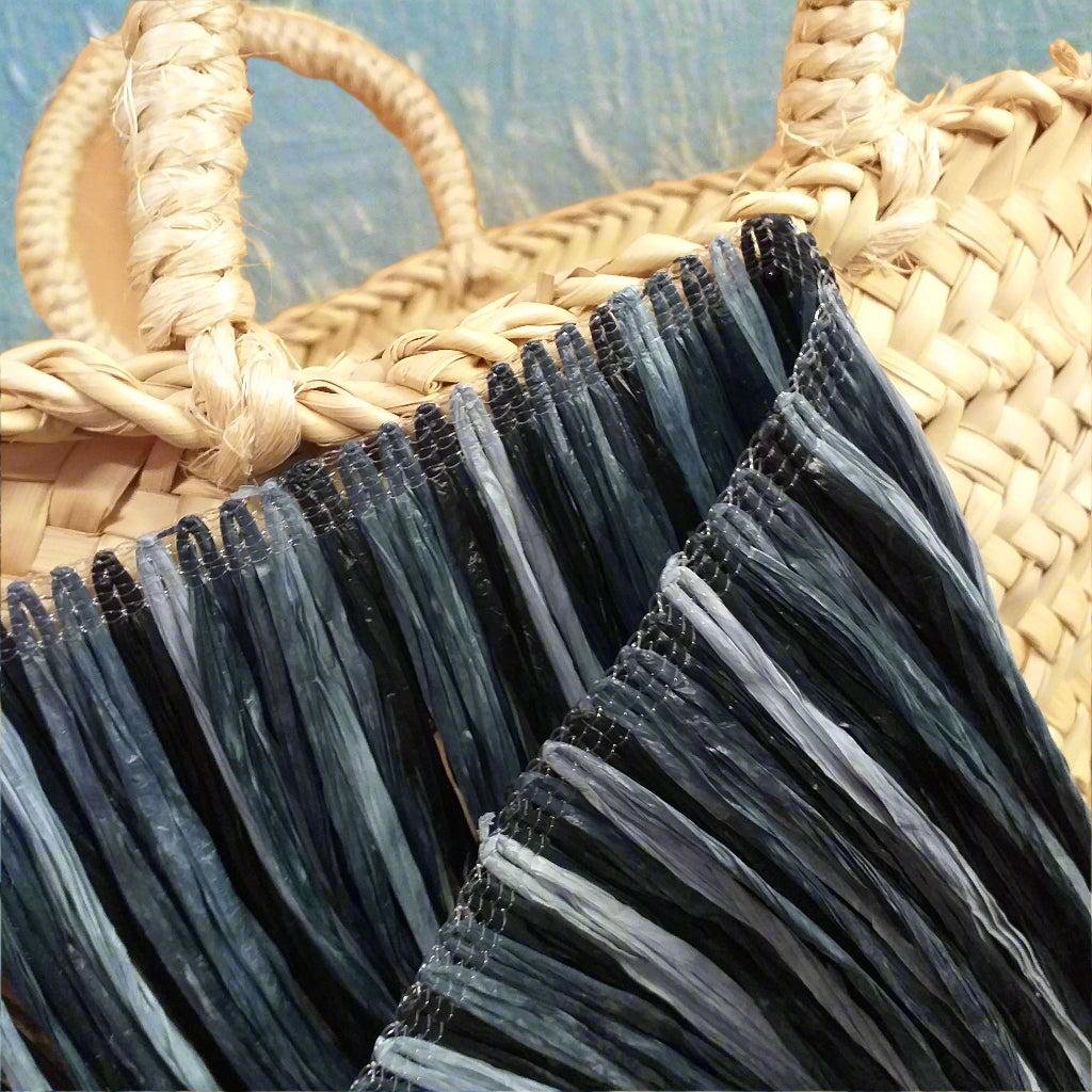 cucitura superiore trasparente bordo rafia nero sfumato bianco grigio passamaneria frange per applicazioni borse uncinetto juta moda abbigliamento mare estate