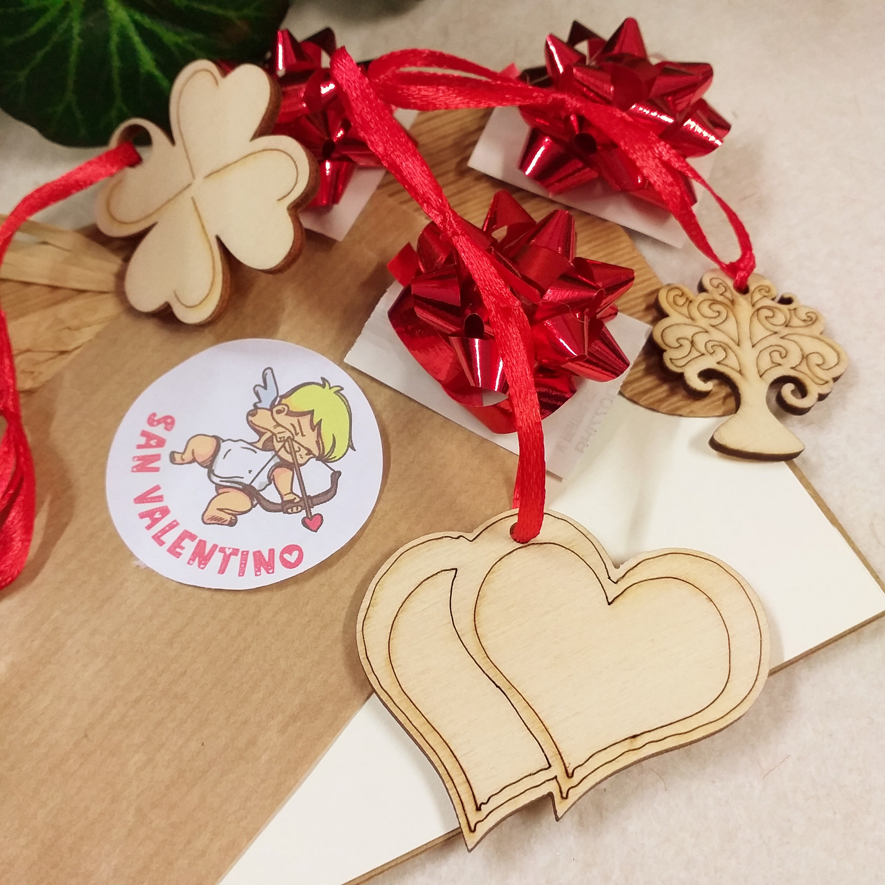 Scatola regalo vuota da riempire, in cartone a forma di cuore, per San  Valentino (cuore, rosa) : : Casa e cucina