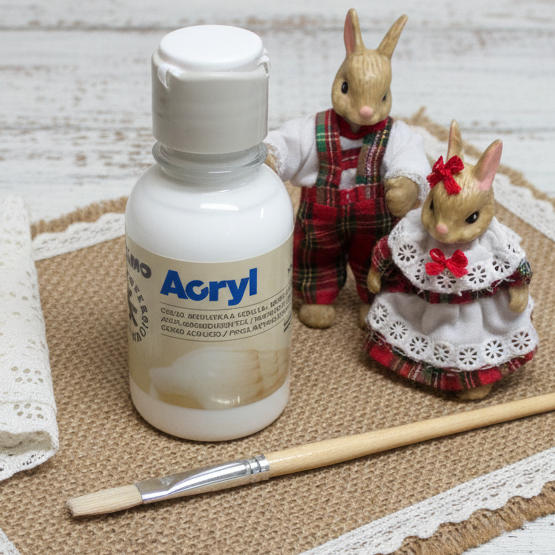 gesso acrilico per imprimitura fondo decoupage prodotto con pennello