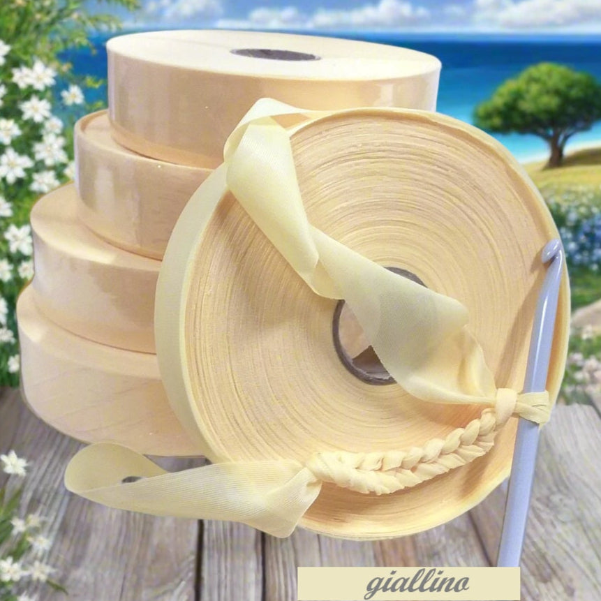 giallo pastello shop fettuccia primavera pasquale 2026 maglina stafil jersey borse cestini tappeti uncinetto scaldacollo collane pochette clutch bags progetti crochet e knitting