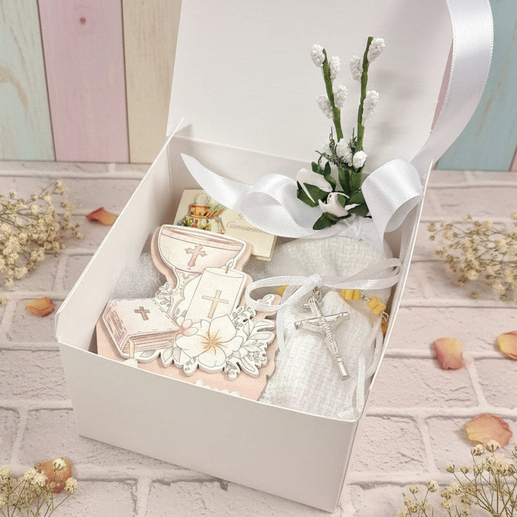 piantina legno icona bomboniere sacre religiose simboli Santo Giorno Prima Comunione calice spighe uva confezionata con Rosario di perle decina Croce metallo zama confetti bigliettino bouquet fiori