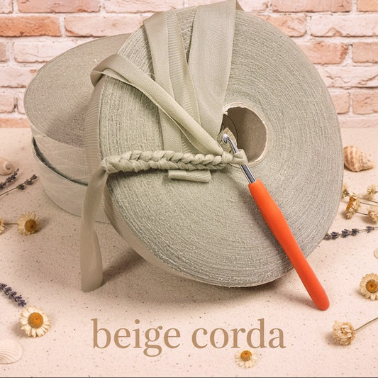 beige corda tortora shop fettuccia maglina stafil jersey borse cestini tappeti uncinetto scaldacollo collane pochette clutch bags progetti crochet e knitting