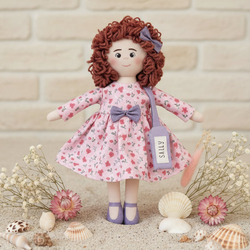 sally rosa esempio realizzato con pannello stoffa stampata dipinta disegnata con cartamodelli per cucito creativo Stafil bamboline fai da te kit bambola di pezza tessuto colorato