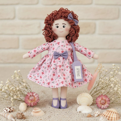 sally rosa esempio realizzato con pannello stoffa stampata dipinta disegnata con cartamodelli per cucito creativo Stafil bamboline fai da te kit bambola di pezza tessuto colorato