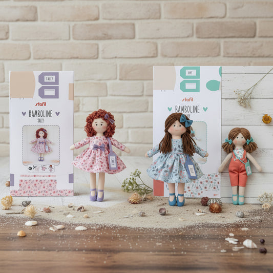 pannelli stoffa stampata dipinta disegnata con cartamodelli per cucito creativo Stafil bamboline Sally Amy Lily fai da te kit bambola di pezza tessuto colorato