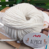 bianco gomitolo filo di lana alpaca grossa filato stafil per maglione cappello berretto sciarpa scaldacollo vetrina shop colori