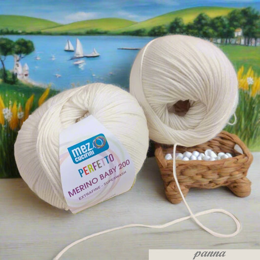 panna Baby merino 200 extrafine superwash made in Italy woolmark mez cucirini filato lana bianca uso per copertine bambini neonato fine per uncinetto lavori a maglia sferruzzare cappellino bimba bimbo primo natale bebè