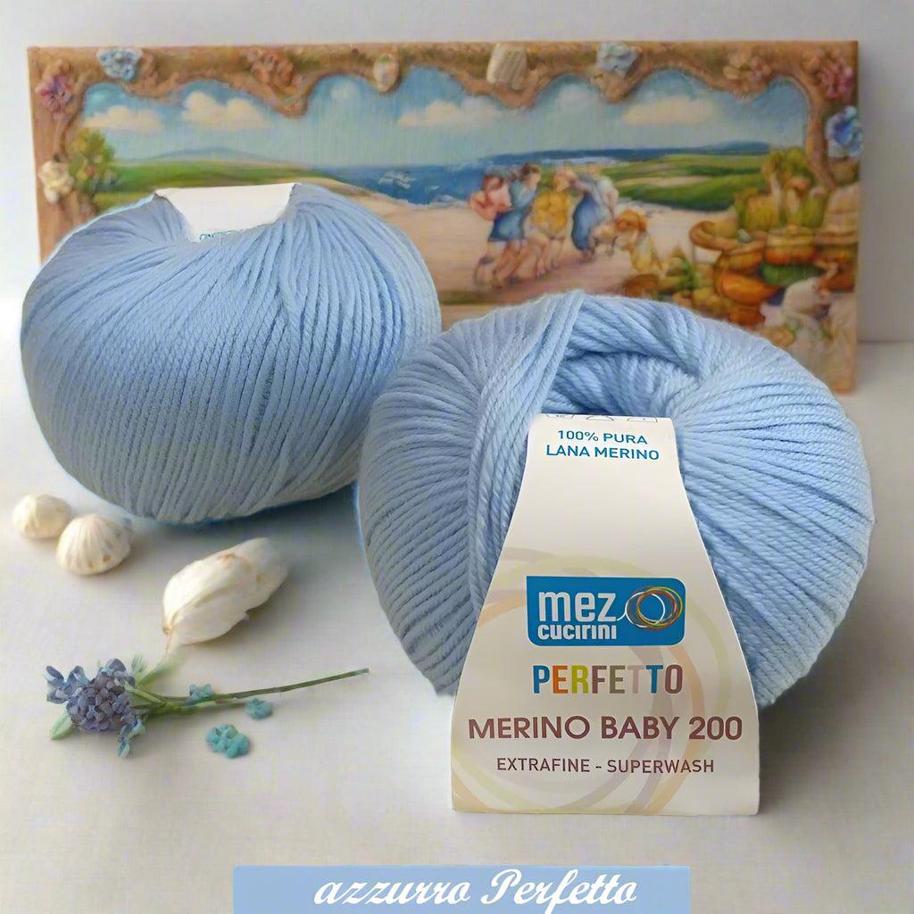 azzurro perfetto Baby merino 200 extrafine superwash made in Italy woolmark mez cucirini filato lana uso per copertine bambini neonato fine per uncinetto lavori a maglia sferruzzare cappellino bimba bimbo primo natale bebè