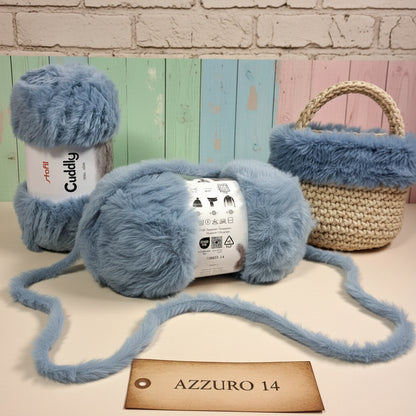 vetrina azzurro 14, 100 g 60 metri stafil cuddly lana pelliccia filato pelosetto pelliccetta peluche per borsa uncinetto modello pochette o clutch cestino di fettuccia beige con bordo