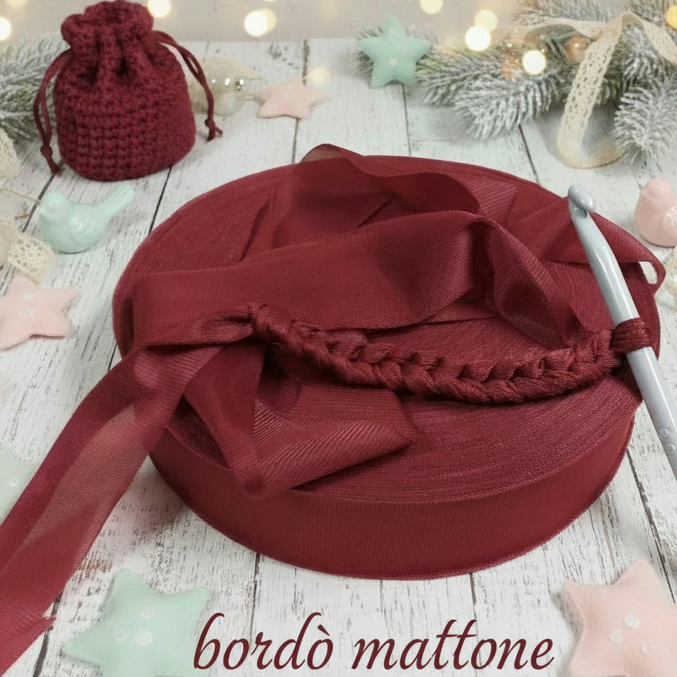 shop fettuccia autunno 2025 bordò mattone  maglina stafil jersey borse cestini tappeti uncinetto scaldacollo collane pochette clutch bags abbigliamento moda