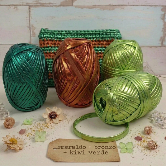 smeraldo verde kiwi  bronzo arancio shop fettuccia lycra laminata metallizzata lamè lurex gomitoli uso uncinetto ferri da maglia pochette clutch bags 