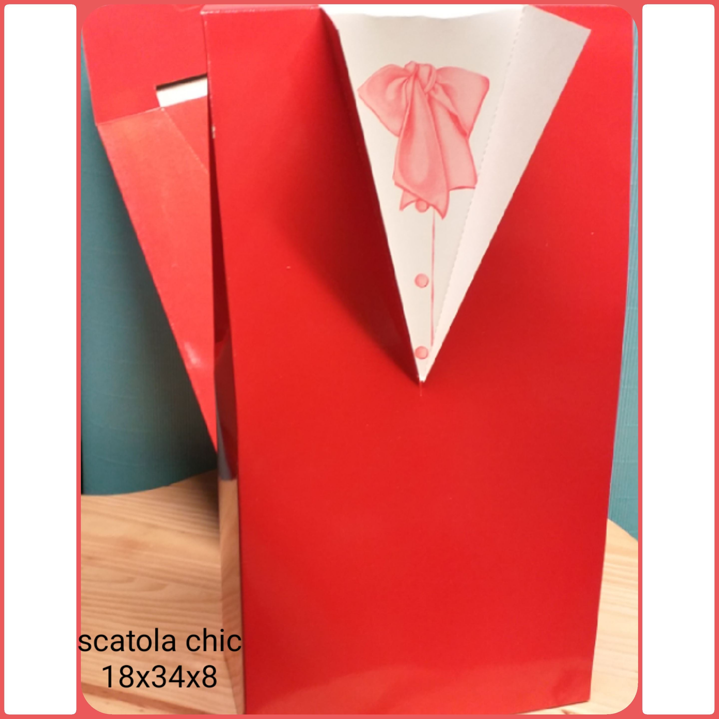 Confezione Regalo Rosa Con Coperchio, Fiocco E Biglietto Auguri - 22.5x16x8.5 Cm