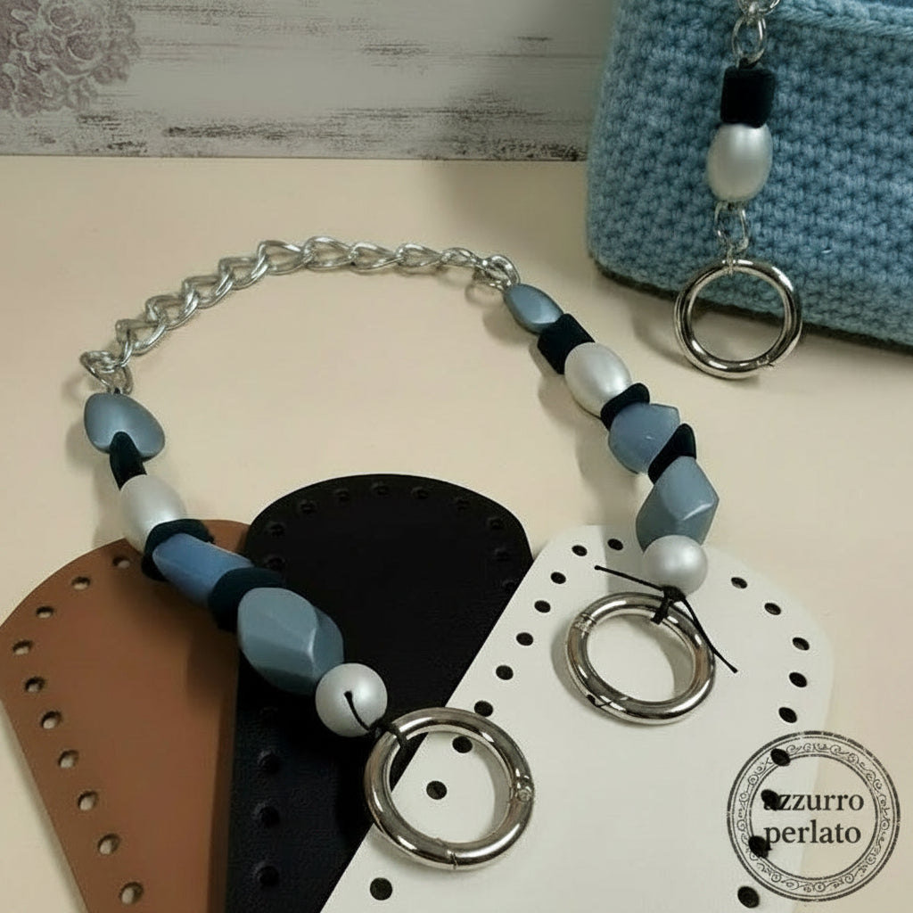 azzurro perlato e blu manico catena per borsa uncinetto con perle di resina e moschettoni laterali